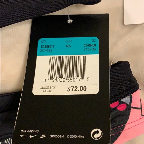 Nike Swimsuit - Picture 6 of 6